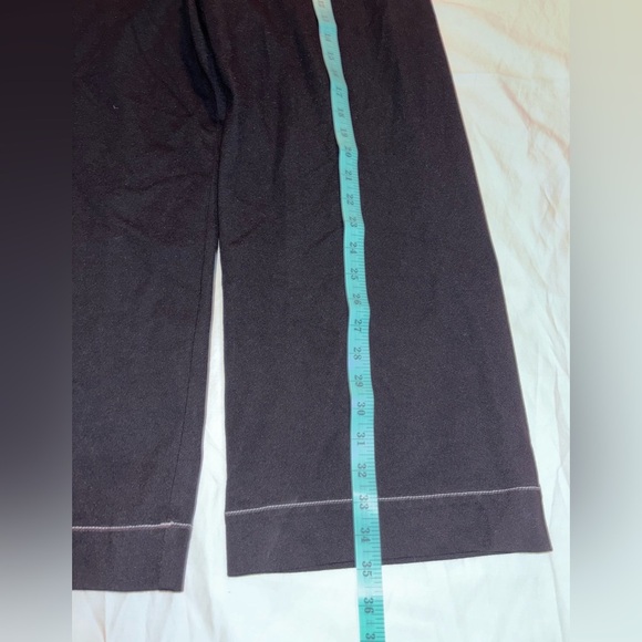 Jones New York Black Pants with White Stitch Detail - Picture 5 of 5